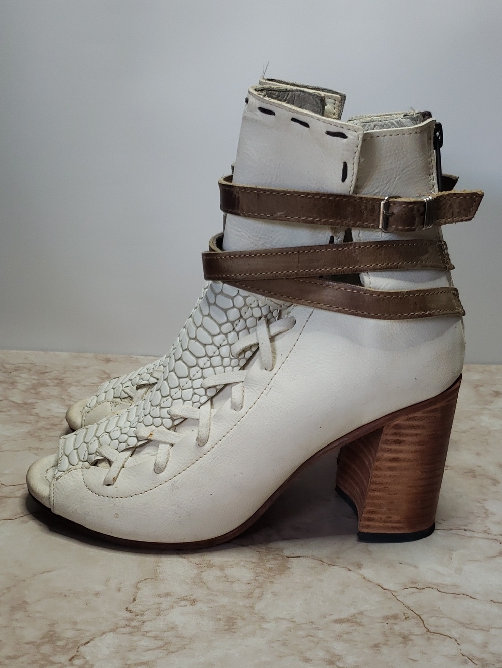 Freebird By Steven Eagle Off White Leather Open Toe Boots With Brown Straps 10 - Picture 5 of 8